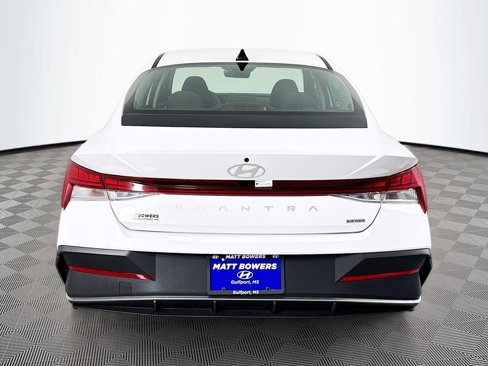 Certified 2025 Hyundai Elantra Blue w/ Cargo Package image 6
