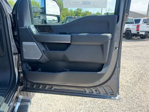New 2026 Ford F350 Lariat w/ Chrome Package image 21