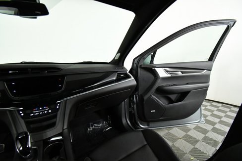 Certified 2023 Cadillac XT6 Sport image 13