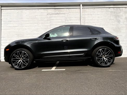 New 2026 Porsche Macan image 2