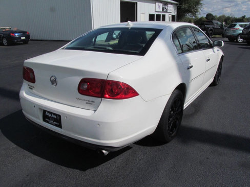 Used 2011 Buick Lucerne CXL w/ Driver Confidence Package image 4