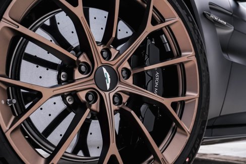 New 2025 Aston Martin V8 Vantage Coupe image 6