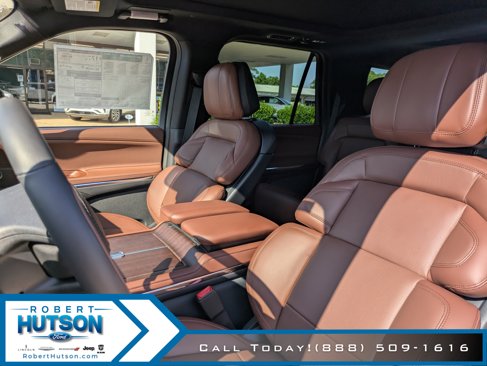 New 2025 Lincoln Navigator L Reserve image 24