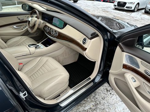 Used 2017 Mercedes-Benz S 550 4MATIC Sedan image 19