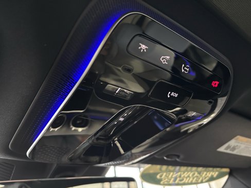 Used 2024 Mercedes-Benz C 300 Sedan image 32