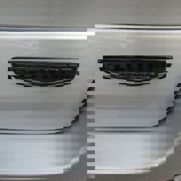 New 2025 Jeep Grand Cherokee Summit image 12
