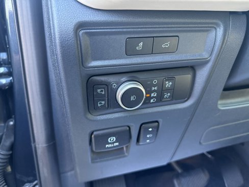 Used 2022 Ford Expedition Max Platinum image 12