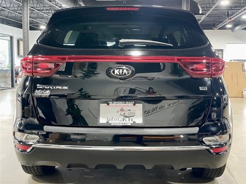 Used 2020 Kia Sportage EX w/ Option Group 15 image 4