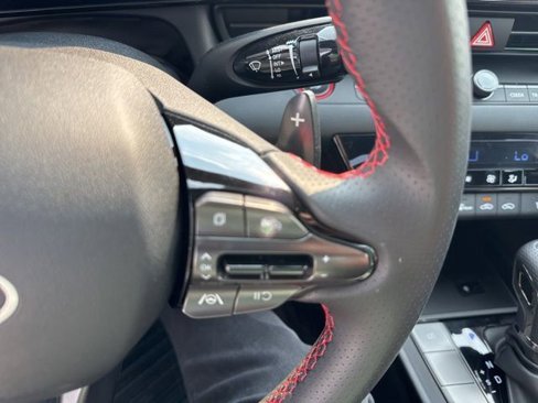 Certified 2025 Hyundai Elantra N Line image 25
