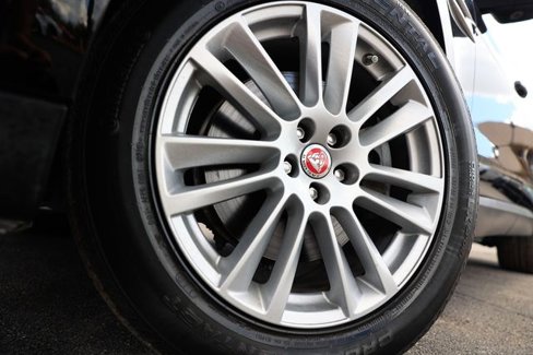 Used 2020 Jaguar F-PACE Prestige image 45