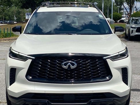 Certified 2025 INFINITI QX60 Luxe w/ Black Edition image 6