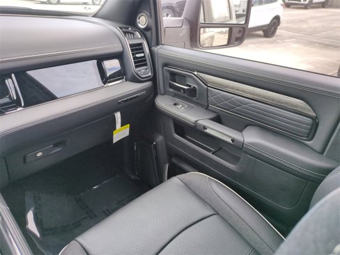 New 2026 RAM 3500 Limited image 17