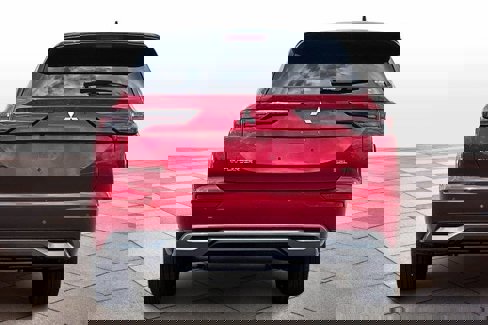 New 2025 Mitsubishi Outlander SEL image 4