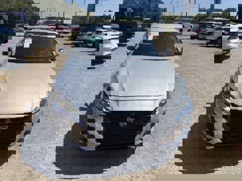 Used 2024 Nissan Altima 2.5 SV image 4