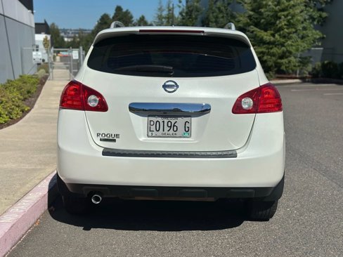 Used 2014 Nissan Rogue S w/ Convenience Package image 4