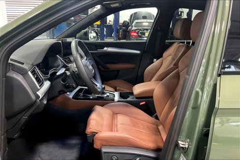 Certified 2025 Audi Q5 2.0T Premium Plus w/ Premium Plus Package image 24