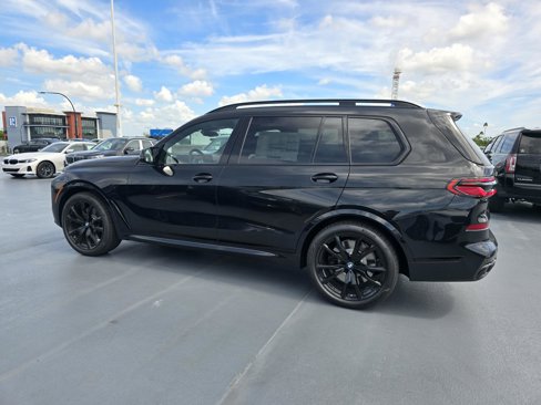 New 2026 BMW X7 M60i w/ Executive Package image 7