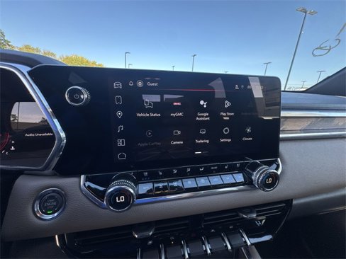 New 2026 GMC Canyon Denali image 16