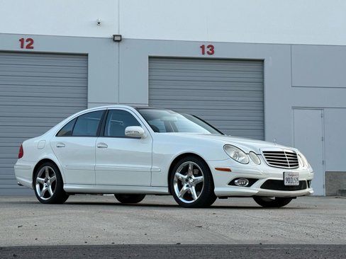 Used 2009 Mercedes-Benz E 350 Sedan image 1