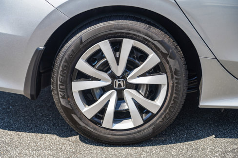 Certified 2025 Honda Civic LX image 17