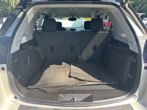 Used 2015 GMC Terrain SLE image 8