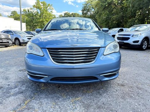 Used 2011 Chrysler 200 Touring image 10