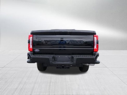 New 2025 Ford F350 Platinum w/ FX4 Off-Road Package image 4