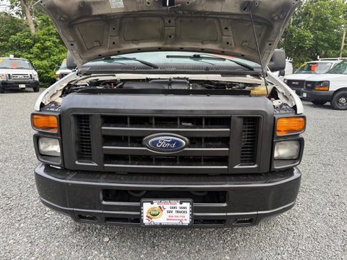 Used 2014 Ford E-350 and Econoline 350 Super Duty image 31