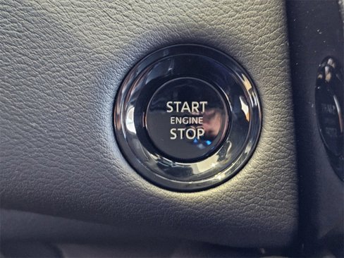 New 2025 Nissan Armada SV image 15