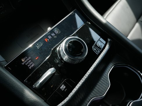 New 2025 Jeep Grand Cherokee Limited 4xe image 12