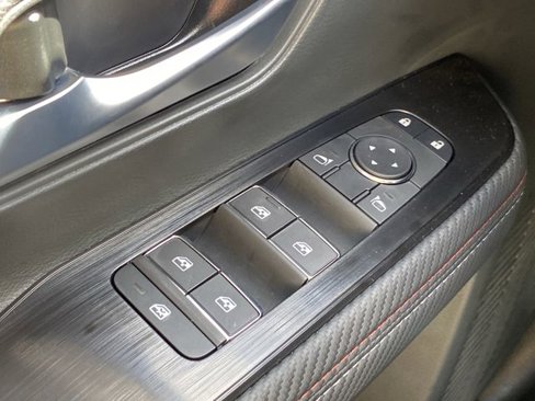 New 2026 Nissan Kicks SR w/ Cold Weather Package image 24