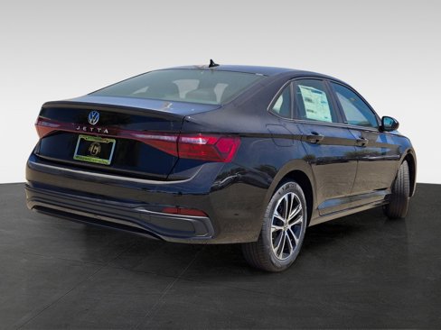 New 2025 Volkswagen Jetta Sport image 4