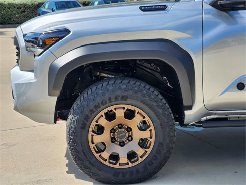 New 2025 Toyota Tacoma Trailhunter image 6
