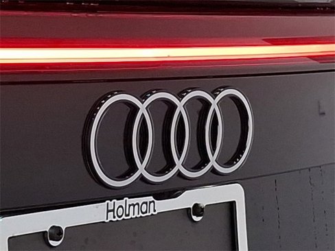New 2025 Audi SQ8 Premium Plus image 21