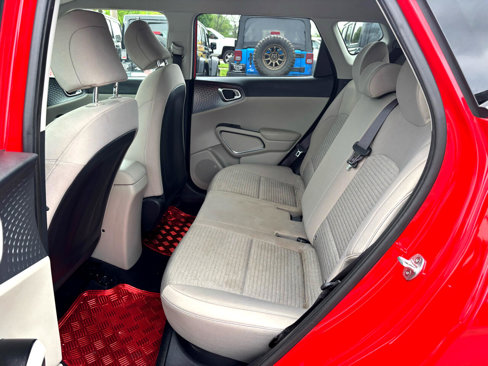 Used 2020 Kia Soul S image 14
