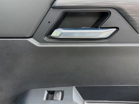 Used 2025 GMC Acadia Elevation image 29