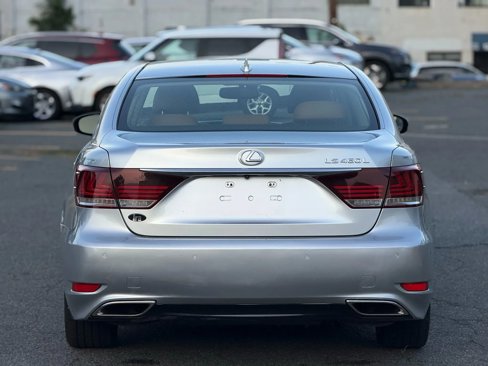 Used 2015 Lexus LS 460 L image 8