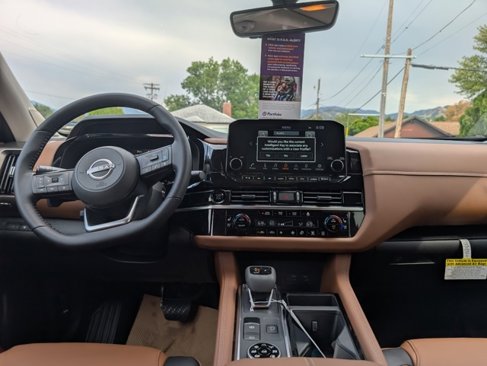New 2025 Nissan Pathfinder Platinum w/ Cargo Package image 7