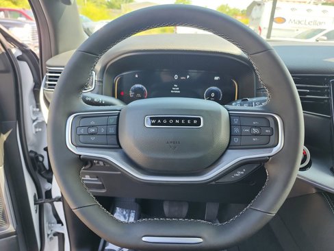 New 2025 Jeep Wagoneer L Series II image 12