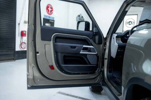 Used 2021 Land Rover Defender 90 First Edition image 54