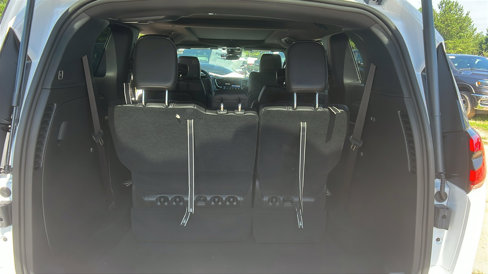New 2026 Chrysler Pacifica Select image 13