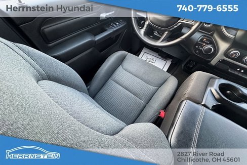 Used 2024 RAM 1500 Tradesman w/ Night Edition image 13