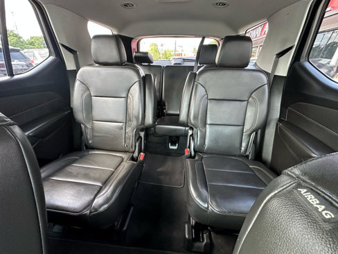 Used 2020 Chevrolet Traverse LT w/ LT Premium Package image 20