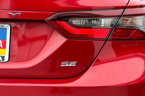Used 2022 Toyota Camry SE image 25