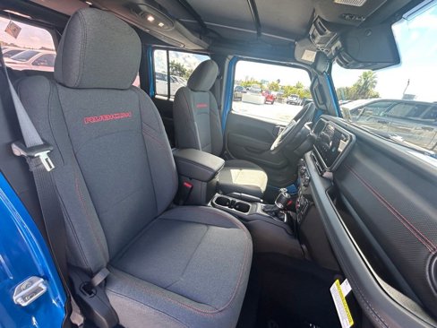 New 2025 Jeep Wrangler Unlimited Rubicon image 32