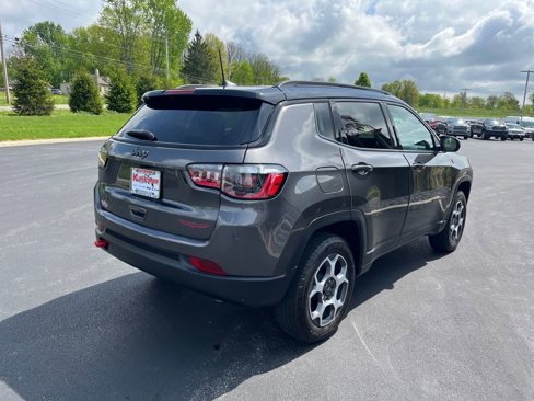 Used 2022 Jeep Compass Trailhawk image 5