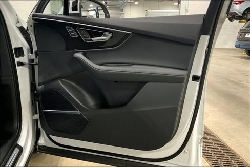 Certified 2025 Audi Q7 3.0T Prestige w/ Prestige Package image 24