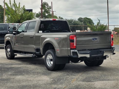 New 2026 Ford F350 Lariat image 3