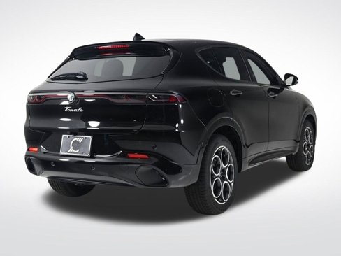 Used 2025 Alfa Romeo Tonale image 4