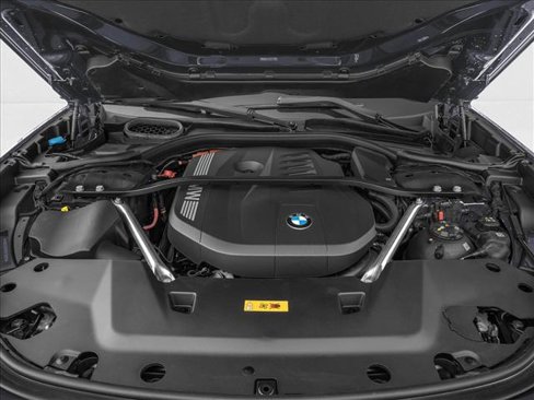 New 2026 BMW 750e xDrive image 8